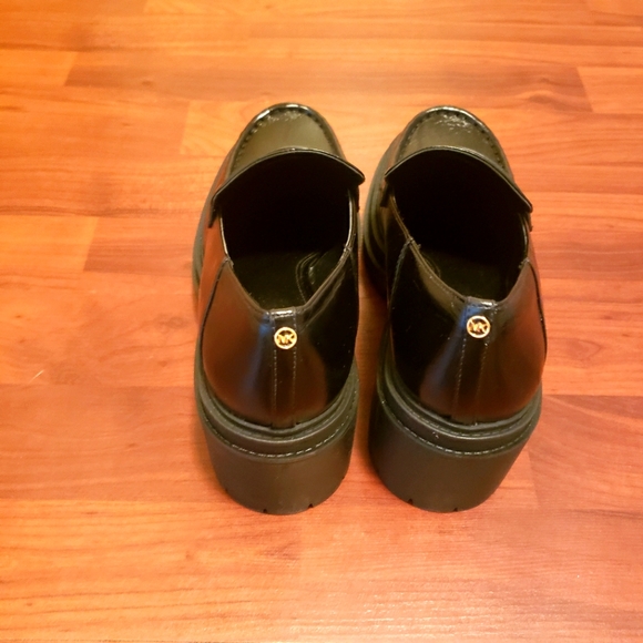 Michael Kors * Shiny Black * Chunky Loafers * Size 8 * NWOT - Picture 6 of 9